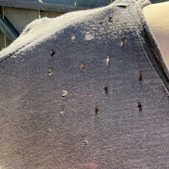 MAGNOLIA PEARL Cotton  Fraise Tee T-Shirt Strawberry Ozzy Gray - Picture 2 of 7